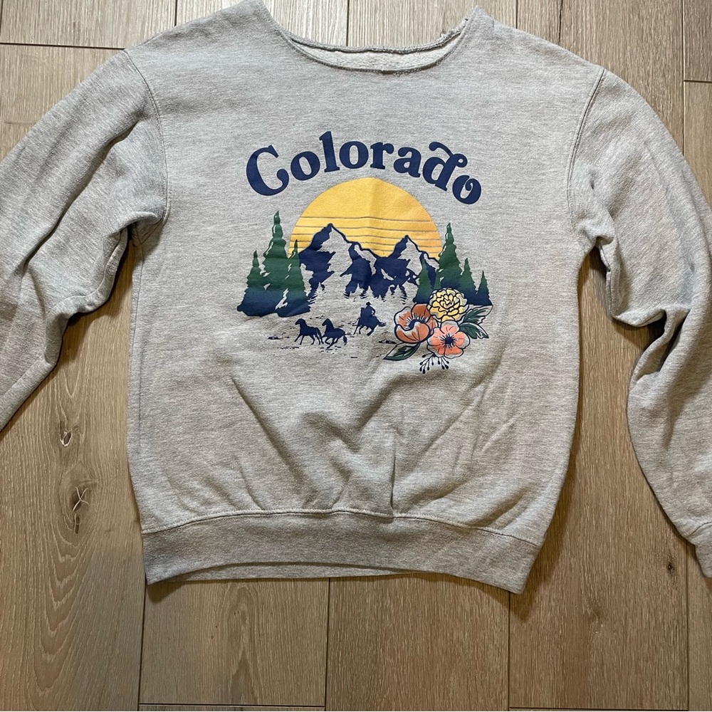 Wound‎ Up Gray Colorado Mountain Graphic Cozy Warm Sweatshirt XS - Picture 3 of 7